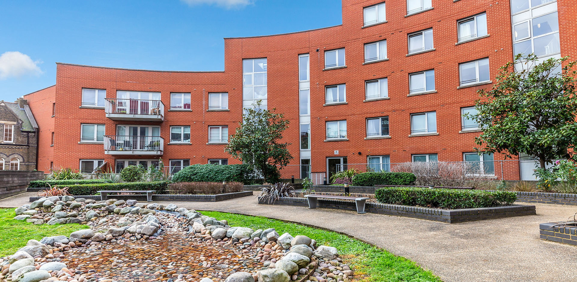Eden Grove, Holloway